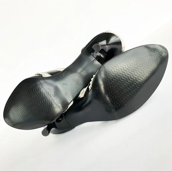 🔥 HOST PICK! D'Orsay-Inspired Ankle Strap Pump 🔥 - Picture 8 of 8